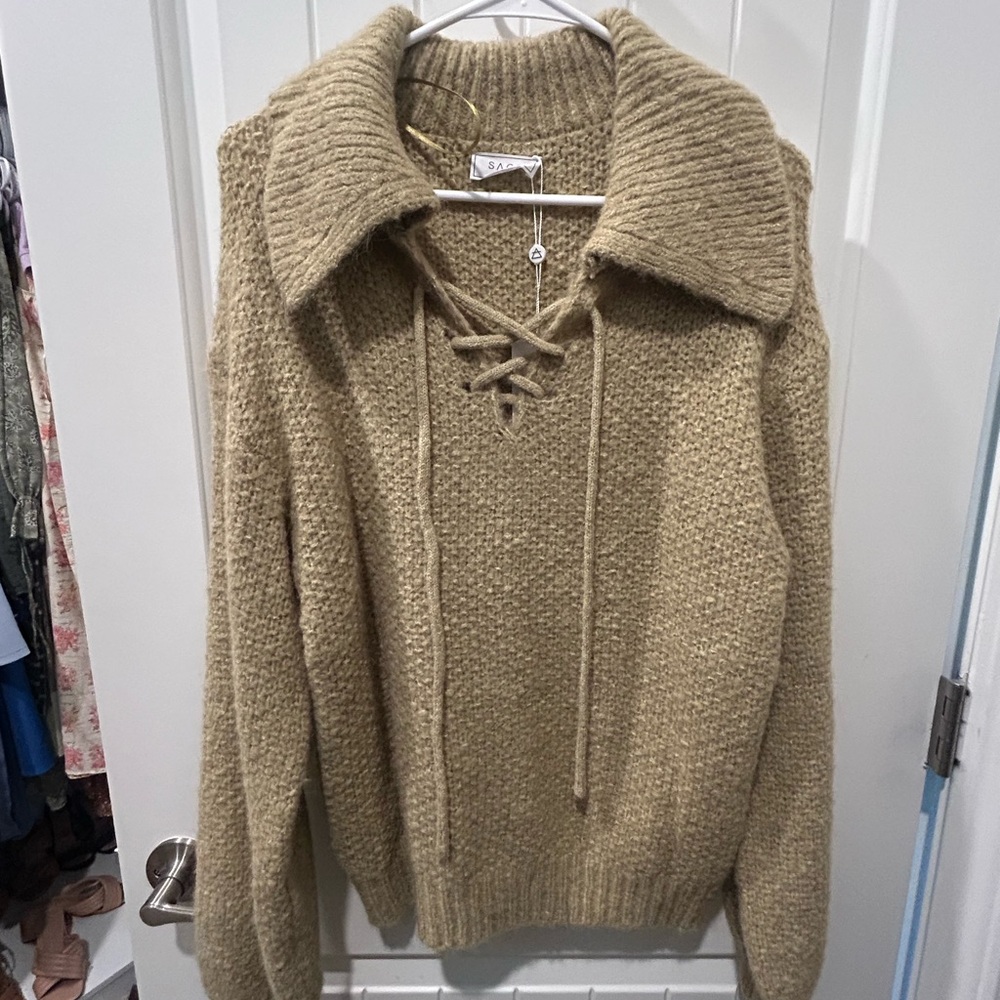 Sage Women's Sweater in Tan
